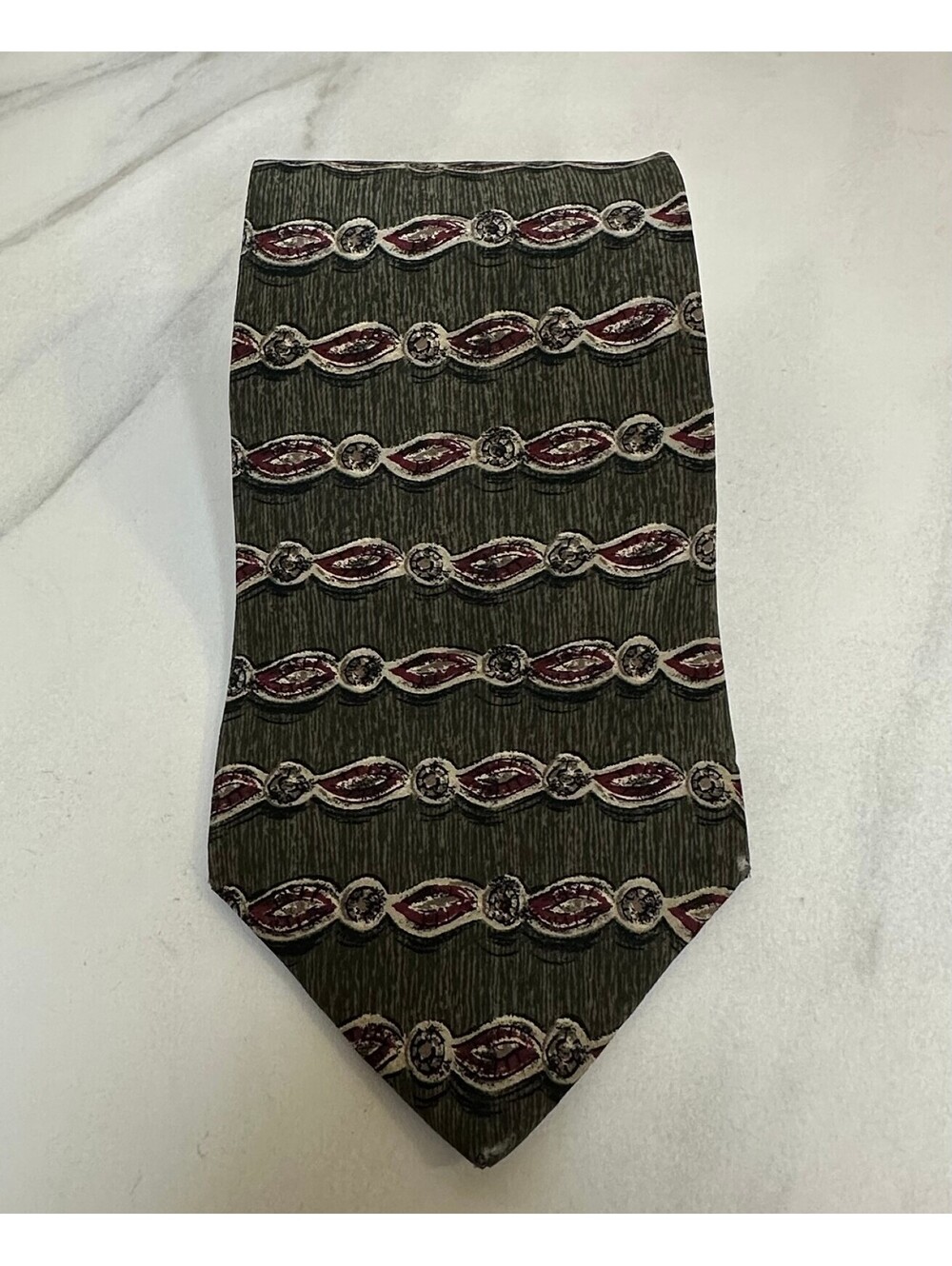 Vintage Peter Thomas by Superba olive green 100% silk tie